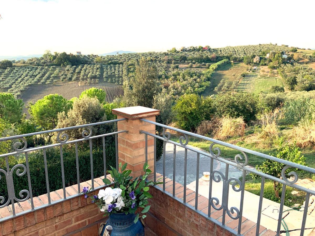 Paglieta La Vigna Di Ranco Agriturismo מראה חיצוני תמונה