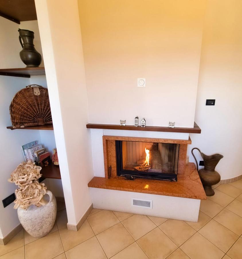 Paglieta La Vigna Di Ranco Agriturismo מראה חיצוני תמונה