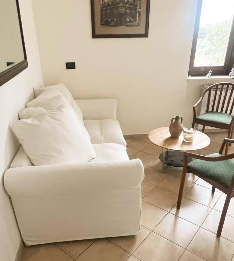 Paglieta La Vigna Di Ranco Agriturismo מראה חיצוני תמונה