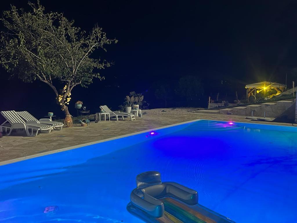 Paglieta La Vigna Di Ranco Agriturismo מראה חיצוני תמונה